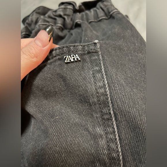 Zara paperbag jeans - Picture 2 of 4